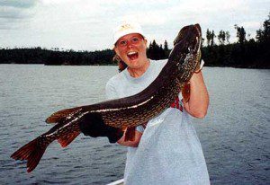 Canada_northern_pike_fishing-Canada_Outfitters